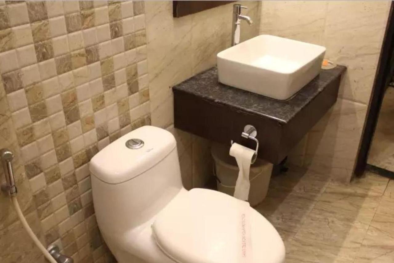 היידראבד The Down Town Hotel מראה חיצוני תמונה