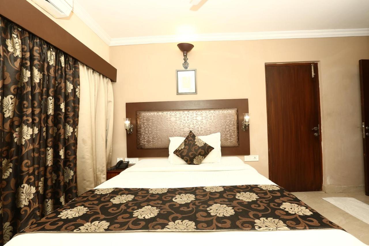 היידראבד The Down Town Hotel מראה חיצוני תמונה