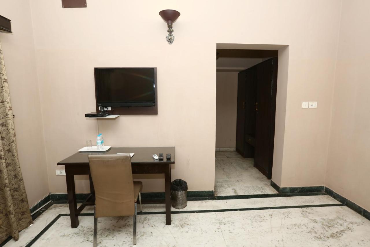 היידראבד The Down Town Hotel מראה חיצוני תמונה